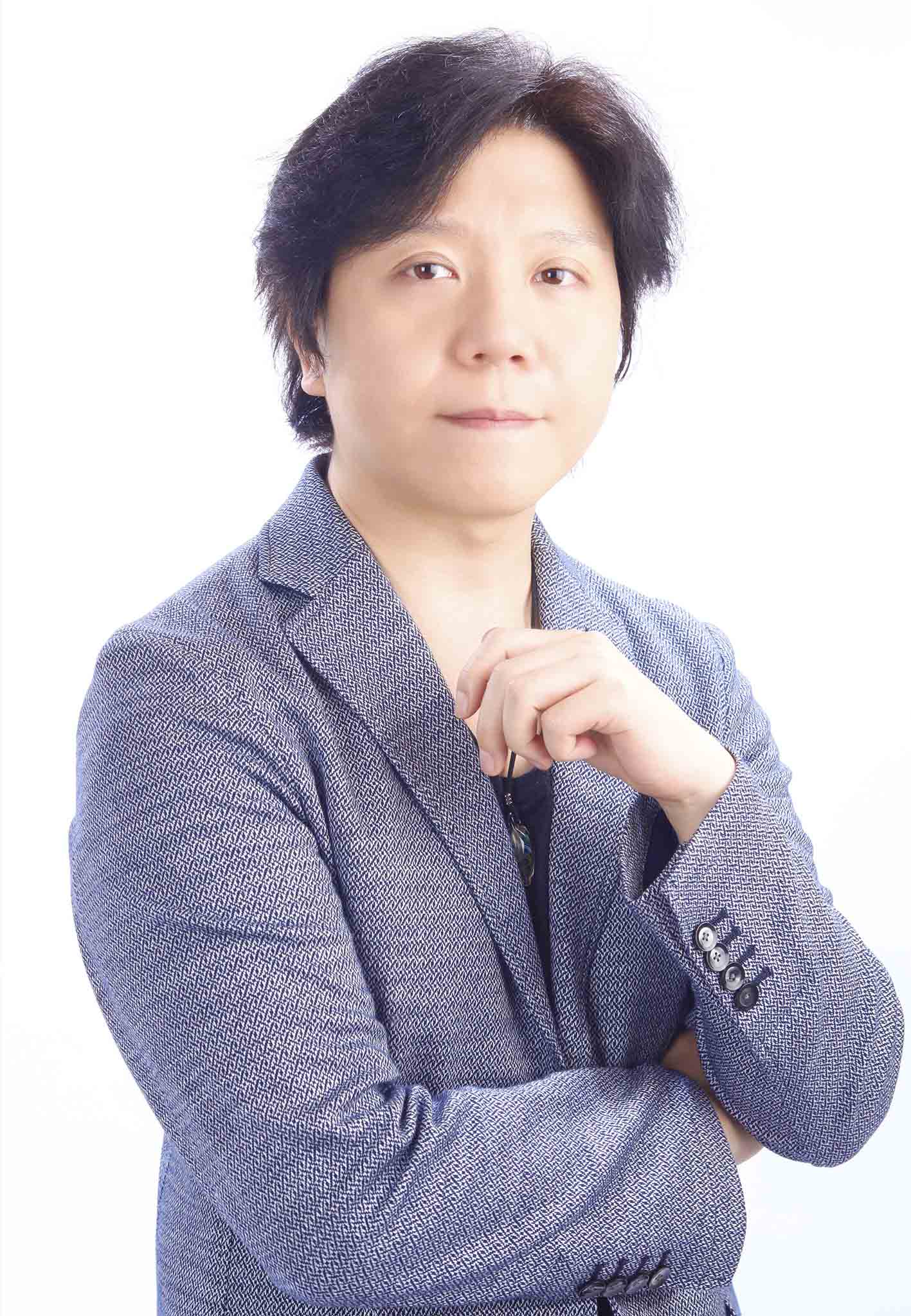 イギリス役の杉山紀彰。