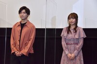 左から山下誠一郎、木戸衣吹。
