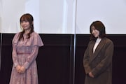 左から木戸衣吹、石原夏織。