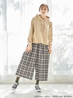 「夏目友人帳 サイドスリットパーカー」着用イメージ