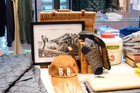 東京・ブルックス ブラザーズ表参道の店内の様子。