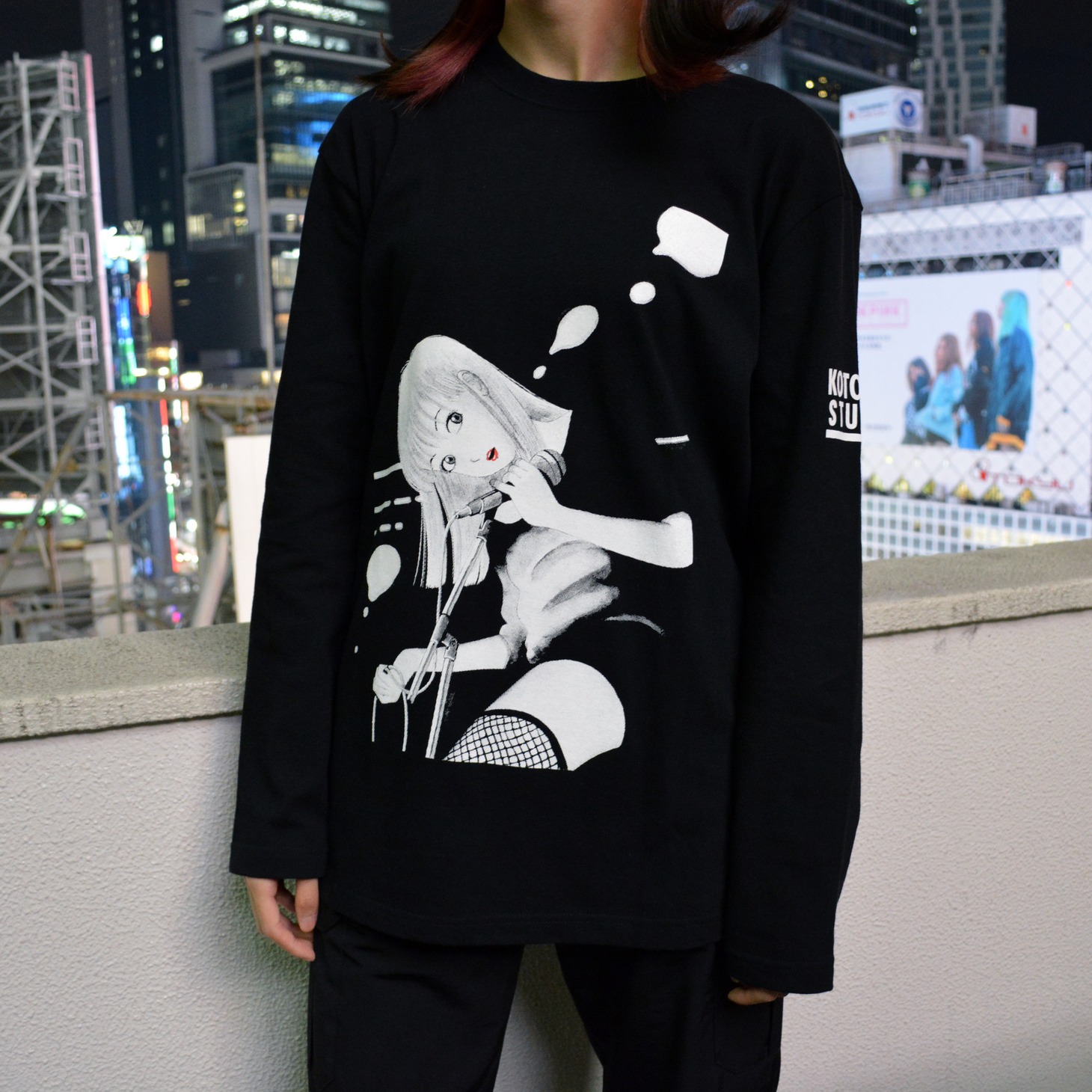 「ロングスリーブTシャツ『タイツ』」着用イメージ