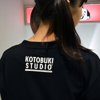 「ロングスリーブTシャツ『タイツ』」着用イメージ