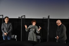 左から湯山邦彦監督、サトシ役の松本梨香、エグゼクティブプロデューサーの久保雅一。