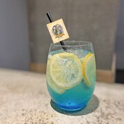 青い空のレモネード