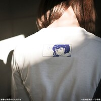 ロングスリーブTシャツの着用イメージ。