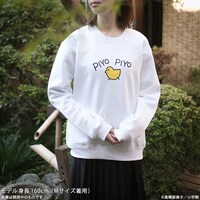 トレーナーの着用イメージ。