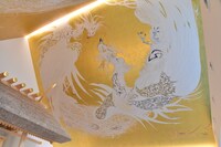 ところざわサクラタウンに建立された神社・武蔵野令和神社の社殿天井。天野喜孝が絵を手がけている。