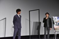 左から中川大志、タムラコータロー。