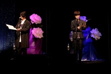 朗読劇「四人の集い」の様子。左から松風雅也、櫻井孝宏。