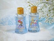 「魔女宅」「耳すま」のハンドジェル、頬杖をつくキキとバロン＆ルイーゼの絵柄で