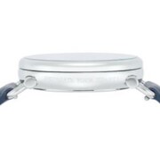 腕時計の側面。