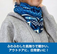 「ゆるキャン△ ネックウォーマー」の着用イメージ。