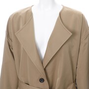 太宰治モデルのノーカラーコート。