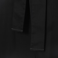 芥川龍之介モデルのガウンコート。