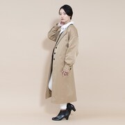 太宰治モデルのノーカラーコート。
