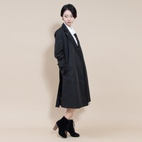 芥川龍之介モデルのガウンコート。