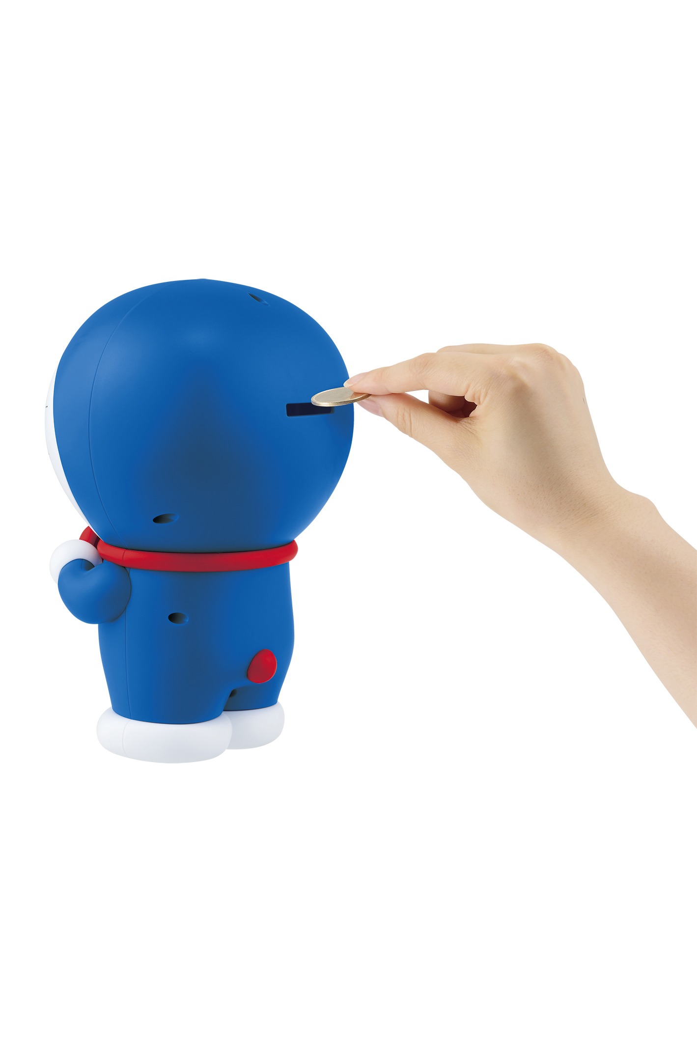 A賞の「ドラえもん 貯金箱」の使用イメージ。