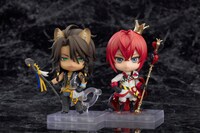 「ねんどろいど レオナ・キングスカラー」と別売りの「ねんどろいど リドル・ローズハート」。