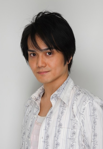 スペイン役の井上剛。