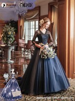 ロビンのウェディングドレス。