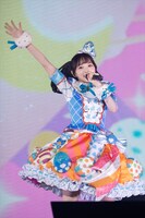 ラビリィ役の田中美海。