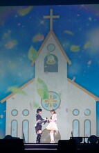 リングマリィ。左から黒川すず役の徳井青空、金森まりあ役の茜屋日海夏。