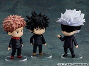 「ねんどろいど 五条悟」と、別売りの「ねんどろいど 虎杖悠仁」「ねんどろいど 伏黒恵」。