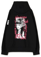 ジップアップのスウェット。