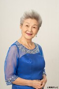 菊子(ひなぎく)役の草村礼子。