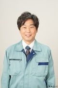前園真琴役の山崎樹範。