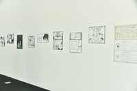 「連載完結記念 約束のネバーランド展」の様子。