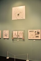 「連載完結記念 約束のネバーランド展」の様子。