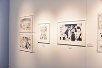 「連載完結記念 約束のネバーランド展」の様子。