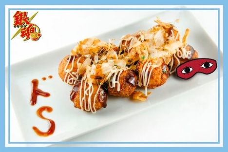 コラボカフェ第1弾メニューの「沖田のドSロシアンたこやき『せっかくタバスコぶちこんで、馬鹿どもに食わせようと思ったのに…』 」。