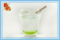 コラボカフェ第2弾メニューの「土方のグリーンアップルソーダ」。