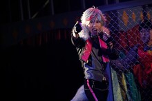 舞台「WITH by IdolTimePripara」より、河合健太郎扮するシンヤ。