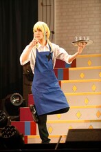 舞台「WITH by IdolTimePripara」より、鵜澤正太郎扮するウシミツ。