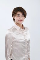 パフォーマーの日名子蓮。