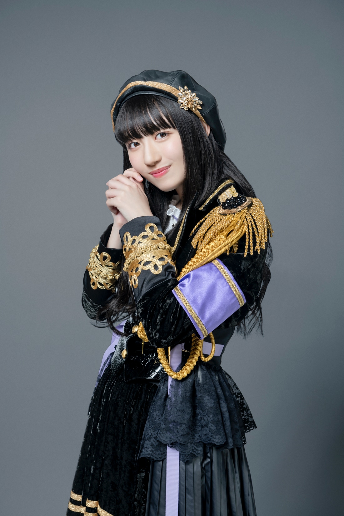 浅葱晃役の長尾しおり。