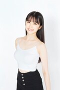 沢田奈々子役の結那。