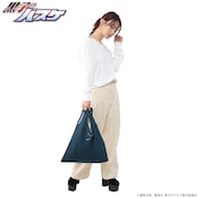 青峰のエコバッグの使用イメージ。