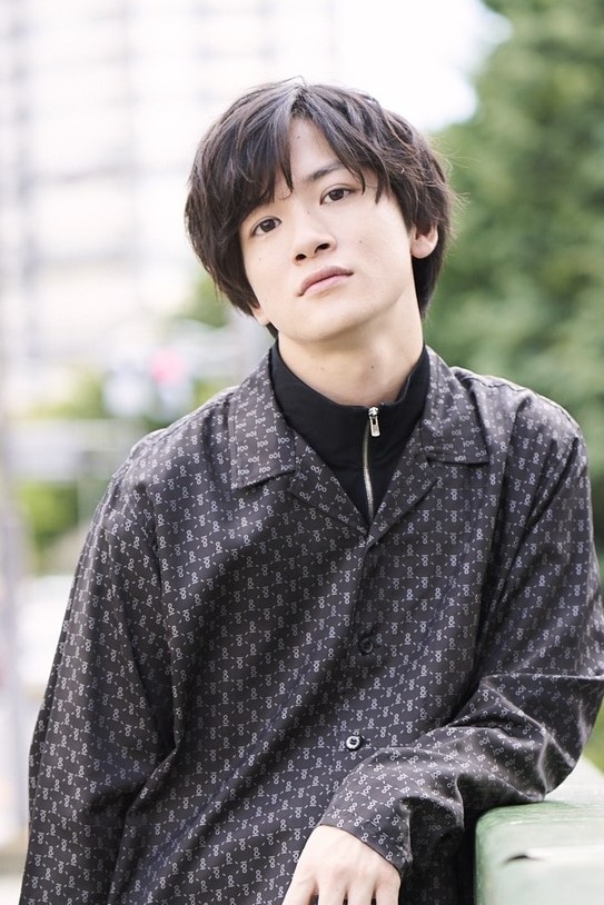 小西成弥