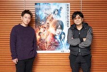 「ジャンプフェスタ2021 ONLINE」に登場する佐藤健（左）、大友啓史監督（右）。