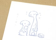 本の 1ページ目をめくると、表紙に空押し加工されているのと同じイラストが収録されている。
