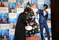 「『ジョゼと虎と魚たち』公開直前クリスマスイベント」の様子。