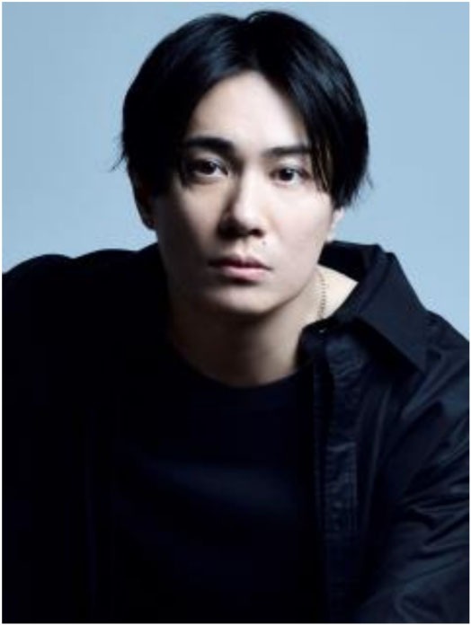 鈴木達央