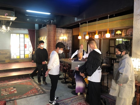 「その女、ジルバ」ポスタービジュアルの撮影風景。