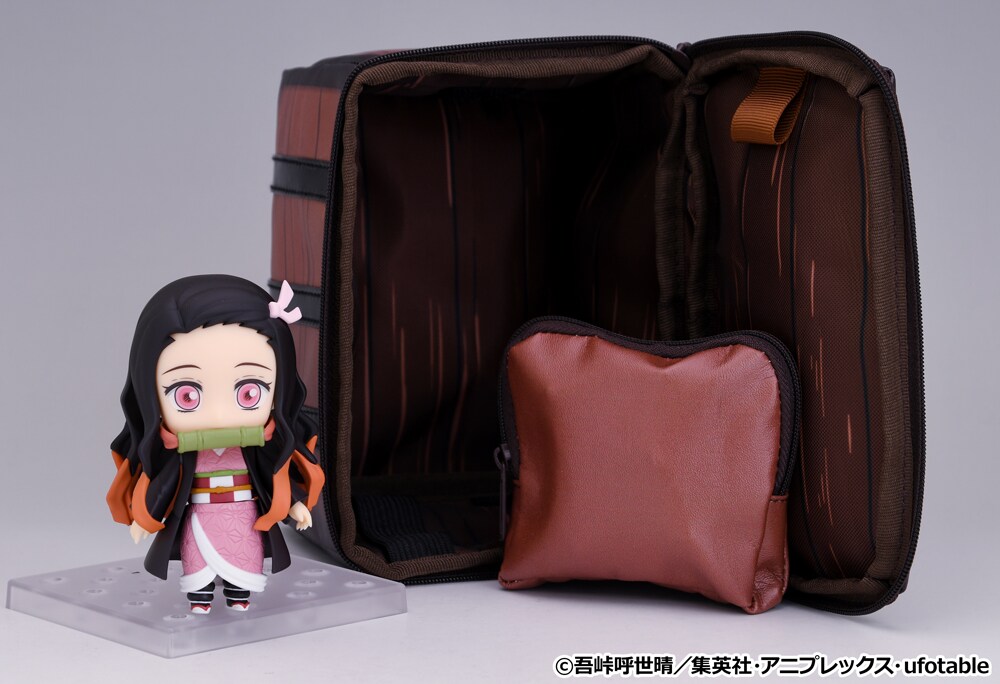 鬼滅の刃 ねんどろいど おでかけポーチねお」の使用イメージ。 [画像