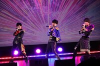 「アイドルタイムプリパラ」よりWITH。左から小林竜之、山下誠一郎、土田玲央。